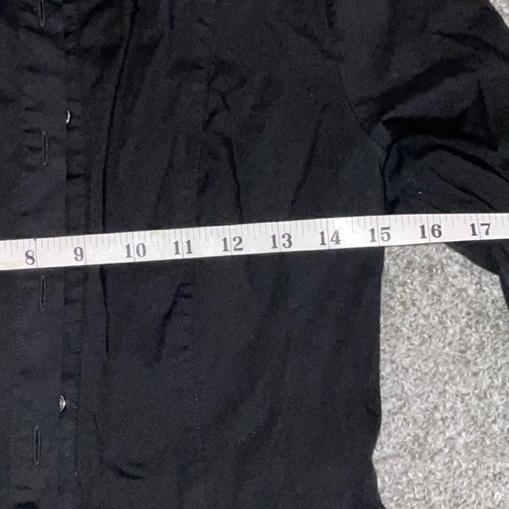 Women’s Burberry button down shirt - Picture 10 of 10